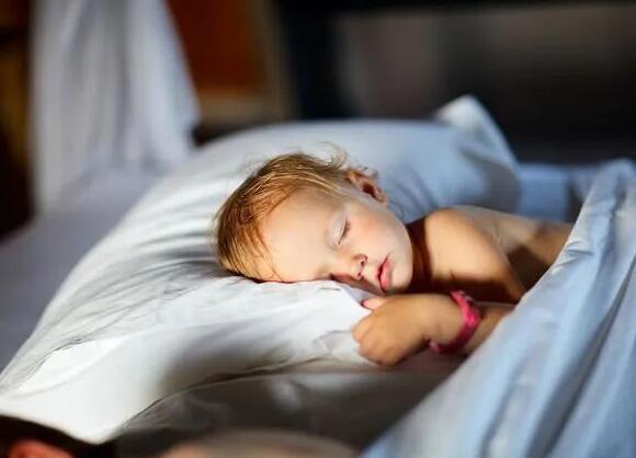 自闭症小孩睡眠怎么样 要及时帮助改善